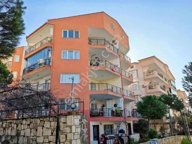 Acil Satılık Kuşadasında 2+1 Daire