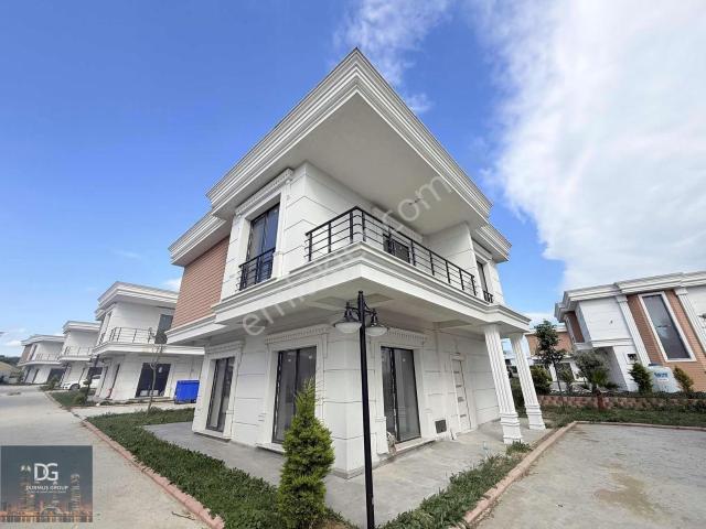 Acil Satılık Sıfır Kelepir Villa