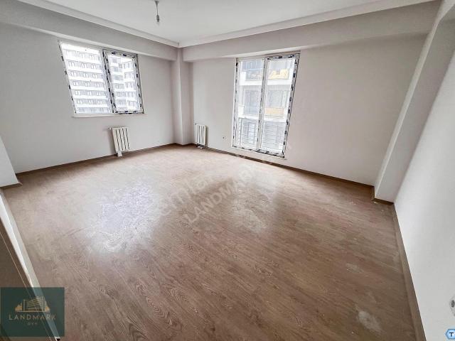 Acil Satılık ! Peyzaj Cephe 2+1 K.mutfak *landmark Gyh
