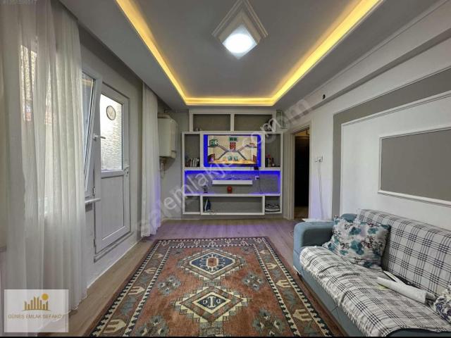 acil Sefaköy Merkeze Yakın 2+1 80m 24m Arsa Paylı İçi Yapılı
