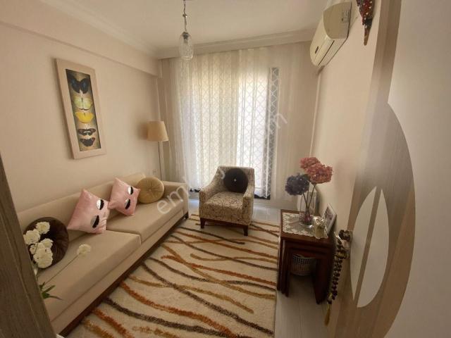 Acill Buca Çamlık Mah.de Uçanyol Yakını 2+1 70m2 Dgazlı Asansörlü Satılık Daire