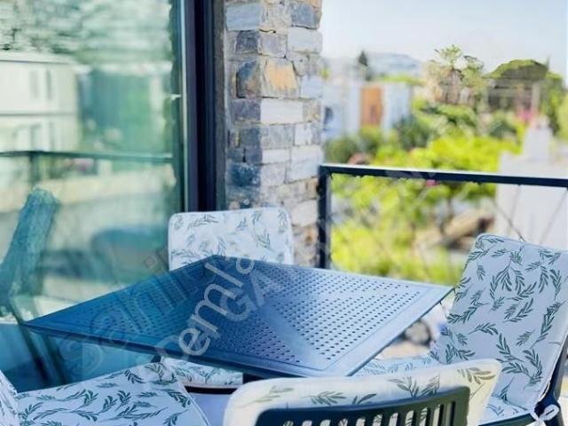 Acrapol Kadıkalesi Özel Plajlı 1+1 Kiralık Lüks Rezidans