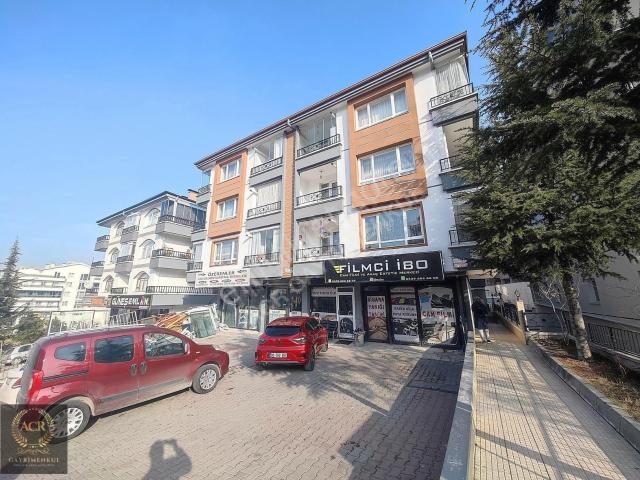 Acrden Çambaşı Caddesi Üzeri Masrafsız 3+1 1.kat 130 M2 Ön Cephe