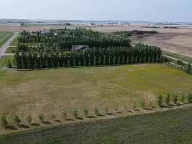Acreage Building Site Elevator Road, Wakaw, SK, S0K 4P0 vaca.