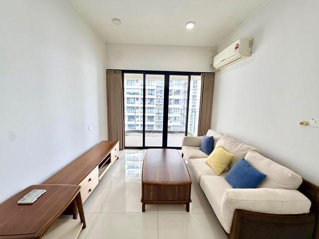 Actual unit country garden 2 bed danga 3 bed all races