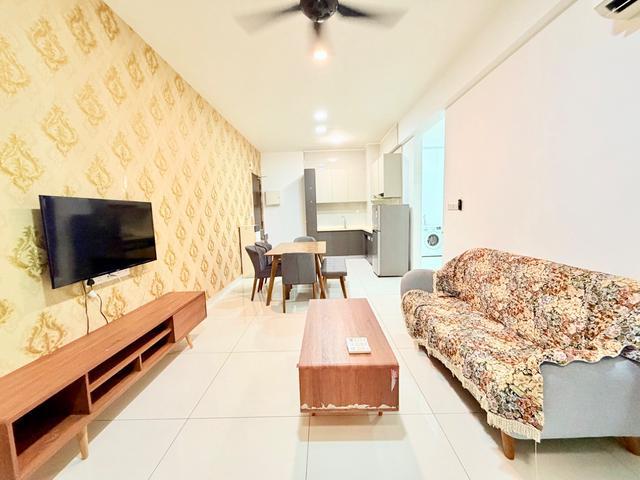 Actual unit country garden 2 bed danga bay 3 bed rnf bora low deposi