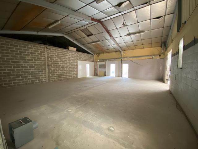 Activité Entrepôt à vendre 770 m²