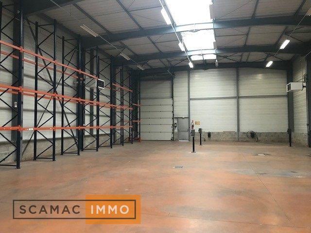 Local d'activités à vendre Pringy Proximité A6 et sécurisé
