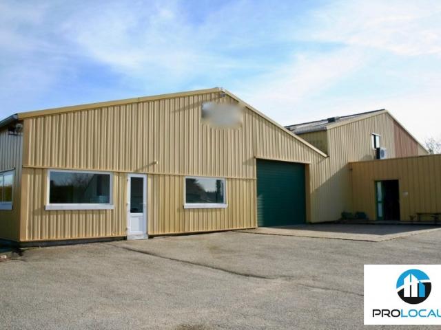 Entrepôt à vendre Campigny Terrain clos et sécurisé