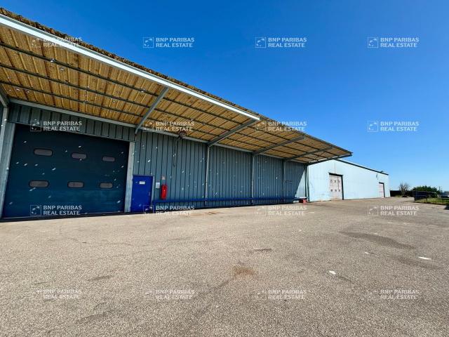 Activité Entrepôt à vendre 2142 m²