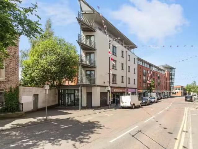 Aa4.2 Whitehall Square, Off Lisburn Road
