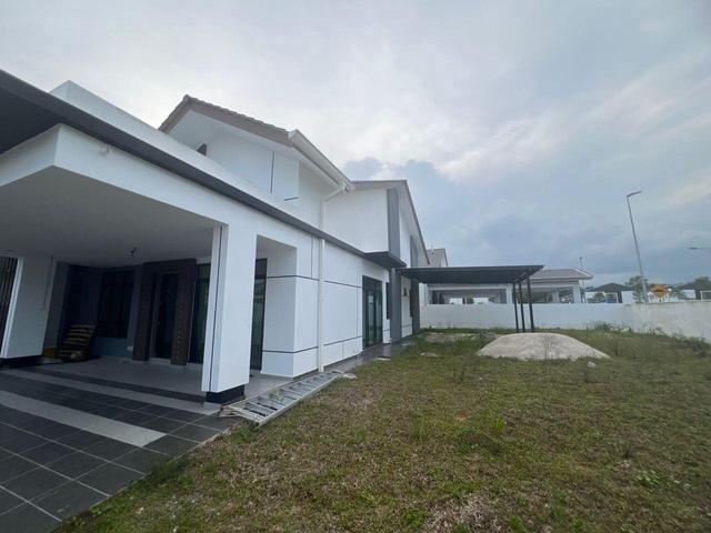 SS Kulai Bandar Putra Acrela Single Storey Semi D Corner 30 Feet Land