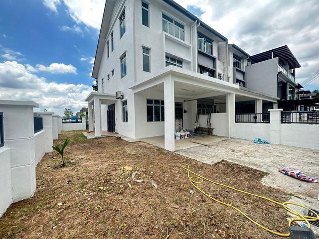 SS Pulai Mutiara Scientex Acacia 25 Storey Corner FUL LOAN Value 800k