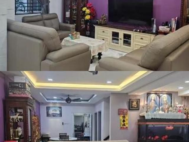AAA StockBandar Puteri Klang Balcony NO flood Fully extend