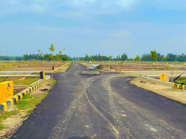 Aadarsh Kashi 600 Sq.Ft. Plot in Parao Varanasi Listing ID: #10402