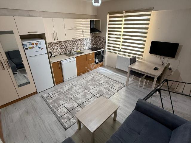 Abonelik Açık temiz,oturuma Hazır,full Eşyalı 1+1 Kiralık Daire