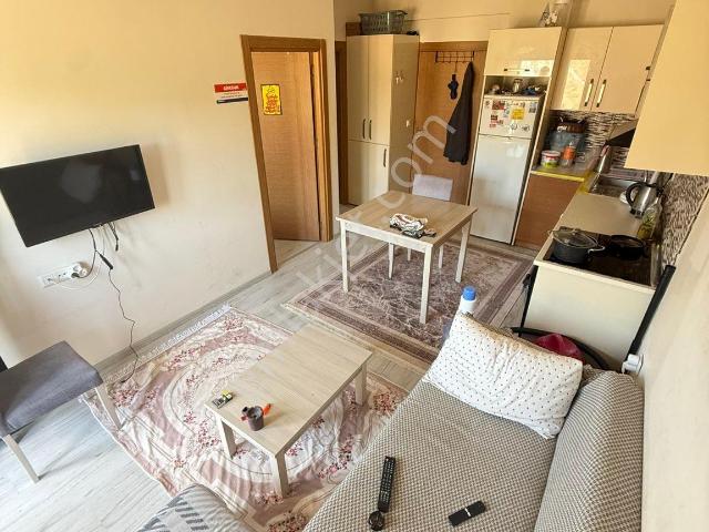 Abonelikler Açık balkonlu full Eşyalı 1+1 Kiralık Daire