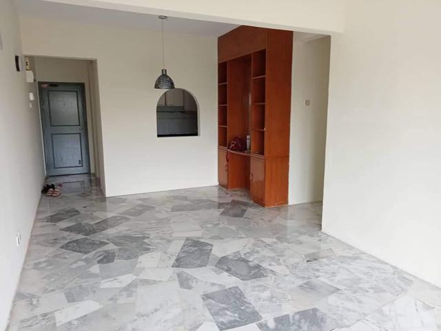 ABADI INDAH APARTMENT Taman Desa Actual RENO WELL KEEP Low Deposit