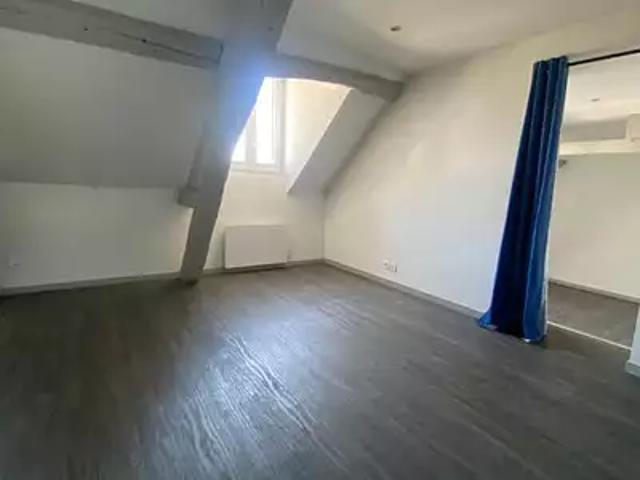 Abbeville 80100 Location appartement 2 pièces t2 cave