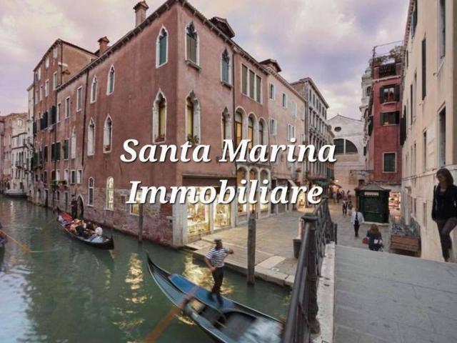Abbigliamento in vendita a Venezia