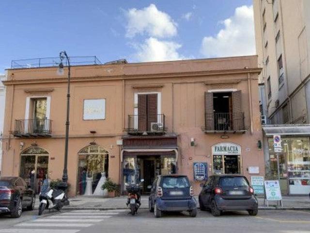 Abbigliamento in vendita a Palermo