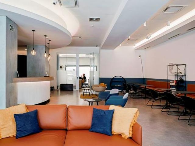 Abbonamenti flessibili per coworking a Cagliari, Carlo Felice