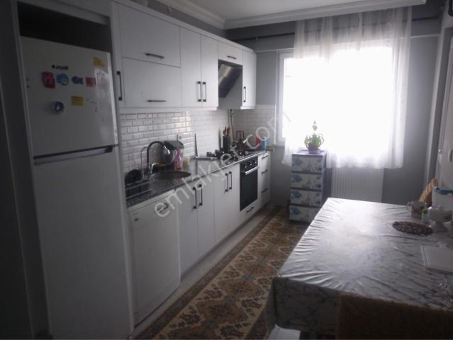 Abdurrahman Mah Değirmen A101 Sokağı Sonu Satılık Kiracılı 2+1 Daire