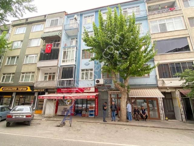 Abdurrahmanda Anayol Üstü Acil Satılık Masrafsız 2+1 Uygun Daire