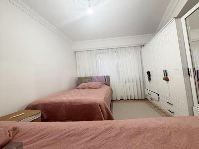 ABDURRAHMANGAZİ'DE METROYA YÜRÜME MESAFESİNDE 2+1 DAİRE! RR227