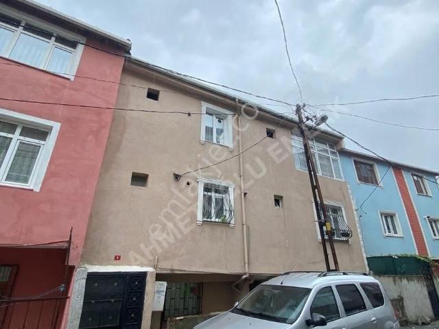 Abdurrahmangazi Mahallesinde Müstakil Girişli 2+1 Satılık Daire