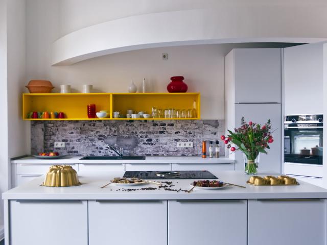 Abgeschlossene Büroeinheit 2 Räume mit Küchen & Konferenzraumnutzung