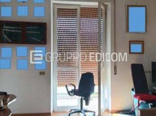 Abitazione di tipo civile di 183.5 mq in vendita a Terni Rif. 4550268