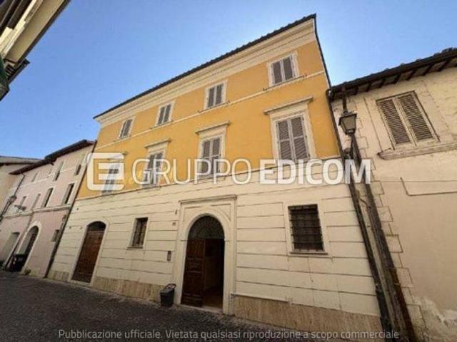 Abitazione di tipo civile di 102.5 mq in vendita a Terni Rif. 4542871