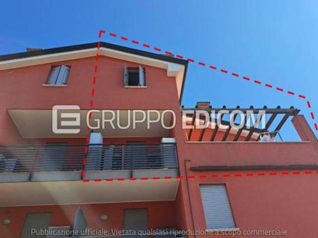 Abitazione di tipo civile di 105 mq in vendita a Campolongo Maggiore Rif. 4549980