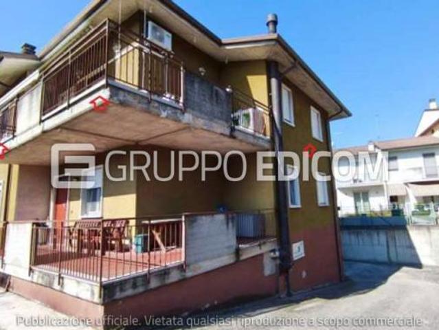 Abitazione di tipo civile di 116 mq in vendita a Villafranca di Verona Rif. 4550939