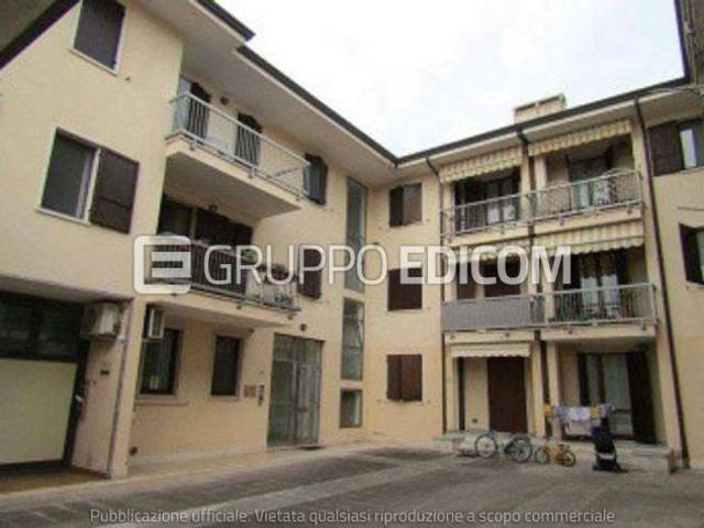 Abitazione di tipo civile di 123 mq in vendita a Lavagno Rif. 4546657