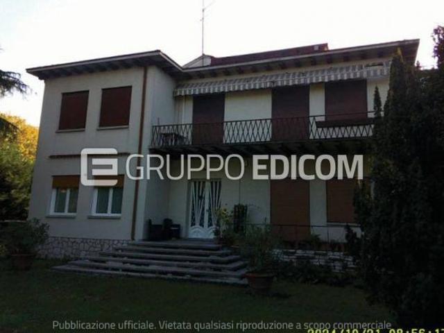 Abitazione di tipo civile di 121 mq in vendita a Treviso Rif. 4548078