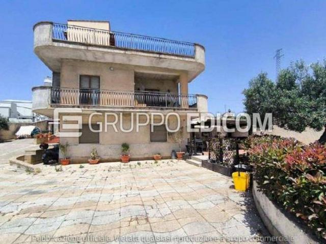 Abitazione di tipo civile di 130 mq in vendita a Sciacca Rif. 4550680