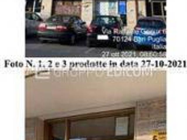 Abitazione di tipo civile di 132 mq in vendita a Bari Rif. 4546436