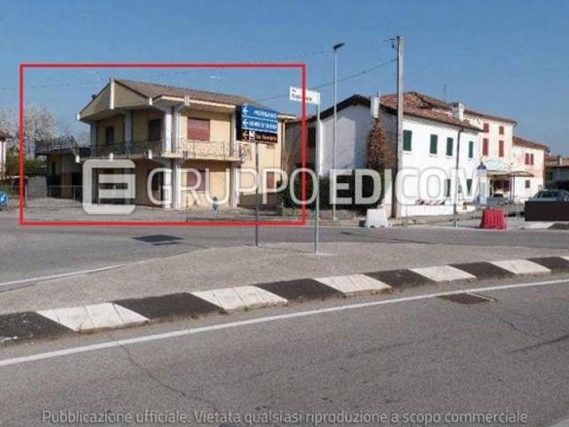 Abitazione di tipo civile di 223 mq in vendita a Paese Rif. 4549344