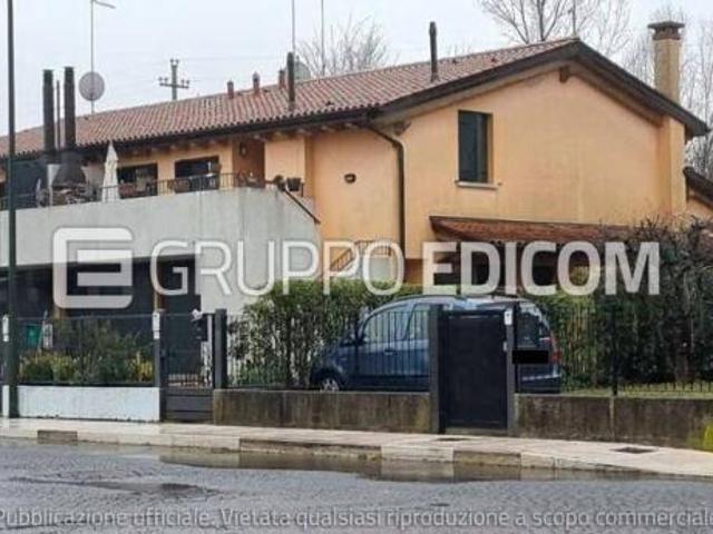 Abitazione di tipo civile di 73 mq in vendita a Treviso Rif. 4553900