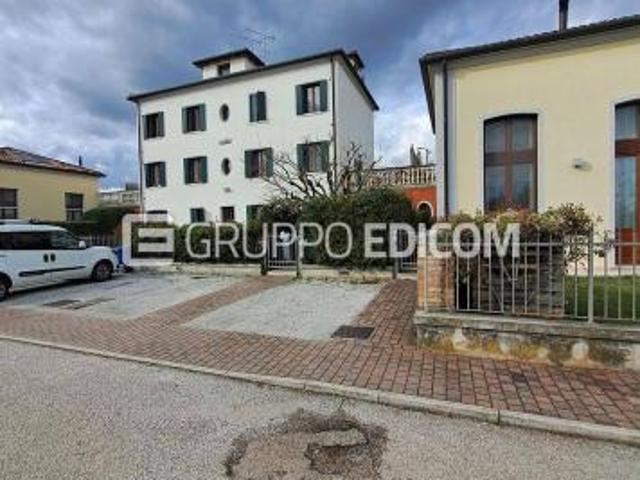 Abitazione di tipo civile di 80 mq in vendita a Volpago del Montello Rif. 4553340