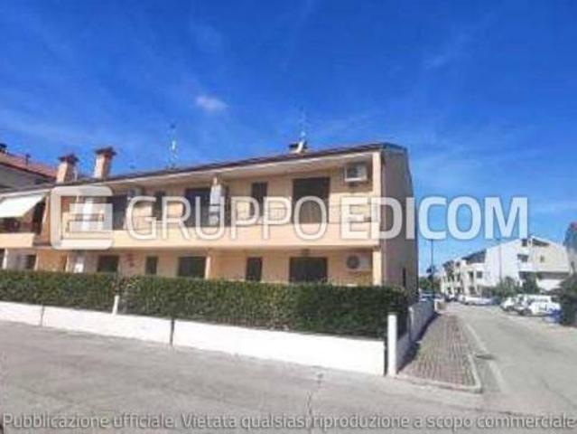 Abitazione di tipo civile di 81 mq in vendita a Paese Rif. 4545879