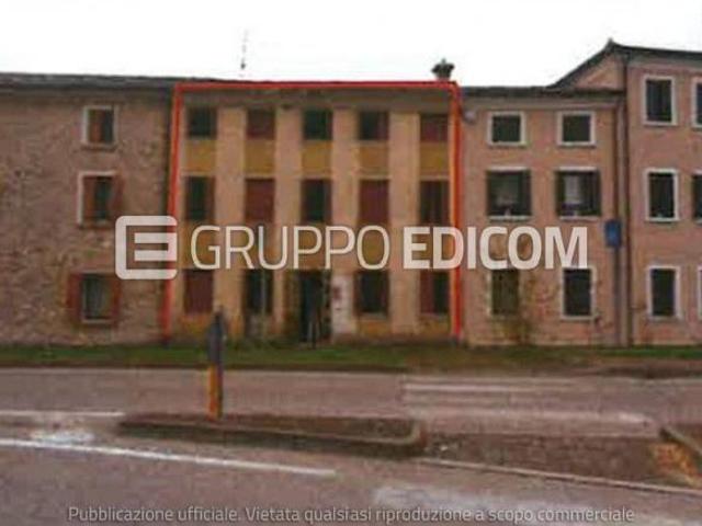 Abitazione di tipo economico di 164 mq in vendita a Crocetta del Montello Rif. 4552842