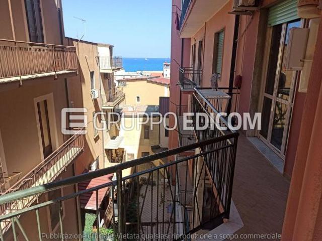 Abitazione di tipo economico di 101 mq in vendita a Crotone Rif. 4510686