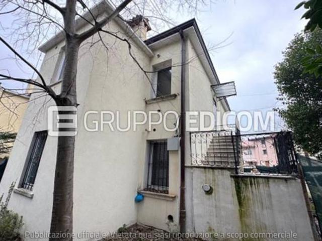 Abitazione di tipo economico di 80 mq in vendita a Venezia Rif. 4544134