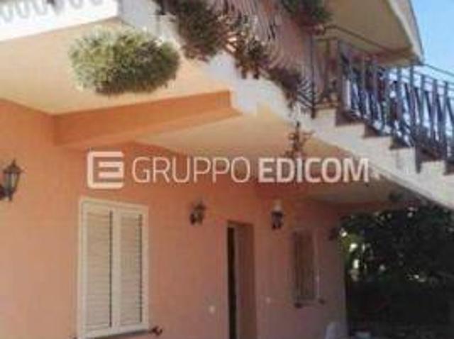 Abitazione di tipo economico di 98 mq in vendita a Augusta Rif. 4546229