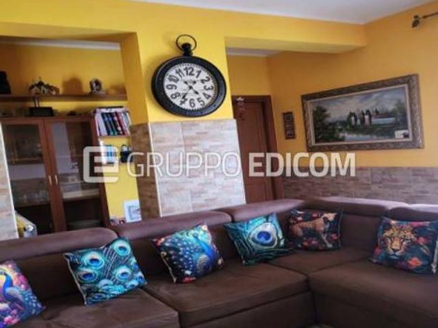 Abitazione di tipo economico di 93 mq in vendita a Crotone Rif. 4549698