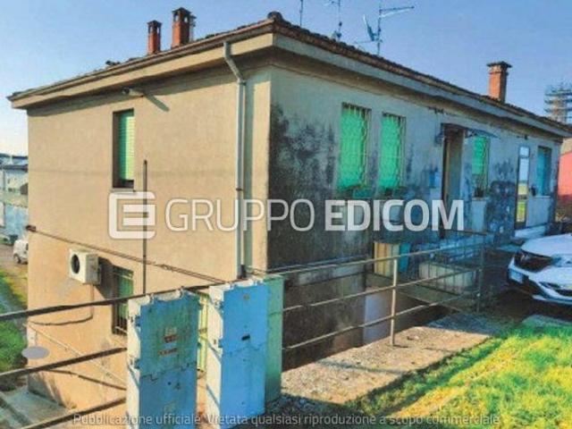 Abitazione di tipo economico in vendita a Bondeno Rif. 4542051