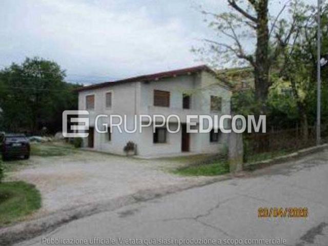Abitazione di tipo economico in vendita a Pieve di Soligo Rif. 4557430
